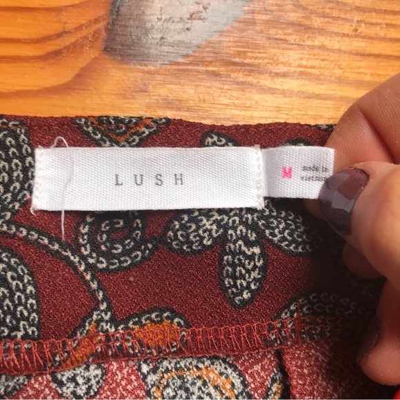 Lush Brick Red Floral Mini Skirt, EUC, M - Picture 3 of 10